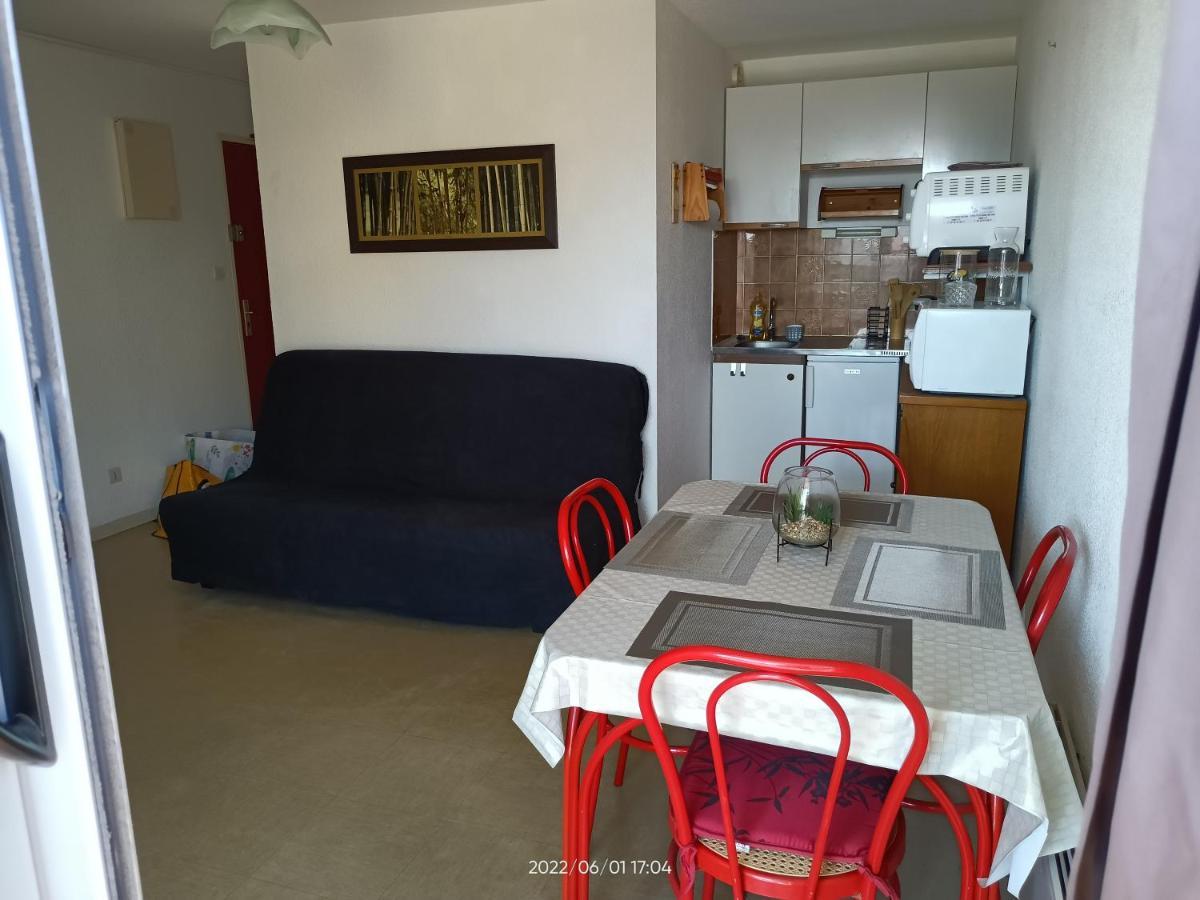 St Pierre La Mer,Appartement T2 En Residence Calme Fleury  Exterior photo